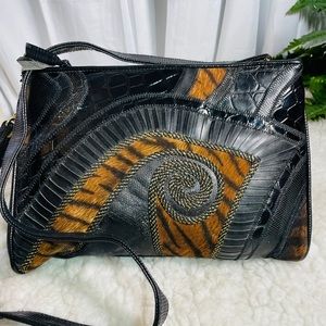 Vintage Warren Reed black leather patchwork purse